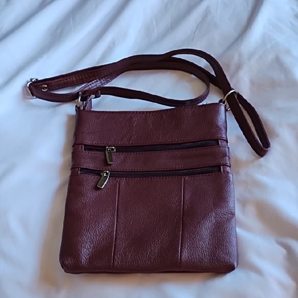 Crossbody purse leather